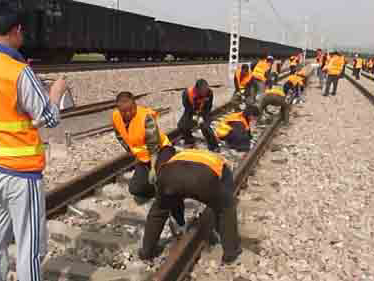 ��˷��·�Ӷ���Ŀ������