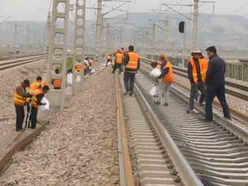 K211+990��K212+990~K213+990���촰��ɢ�Ϻ��������ҵ